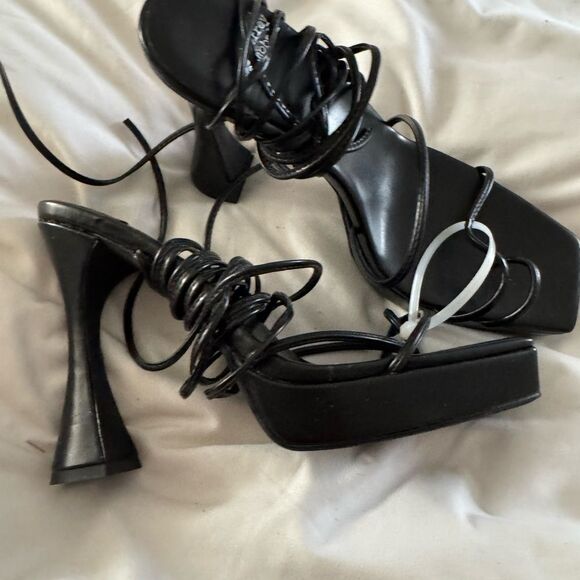 NEW Jeffrey Campbell Primadonna In Black - Picture 7 of 8